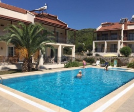 Stunning Spacious Poolside 2-Bed Apt in Ovacik