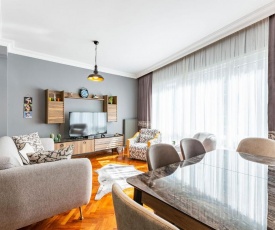 Stylish Apartment in Moda near Popular Attractions with Balcony