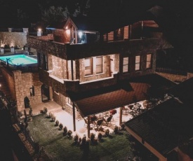 Taş villa