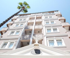 Triana Hotel