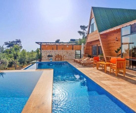 Villa in Islamlar Sleeps 4 with Pool Air Con and WiFi