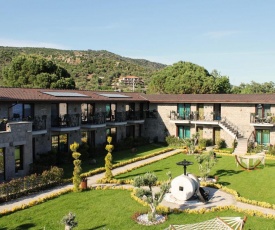 Assos Zeyti̇nhan Hotel