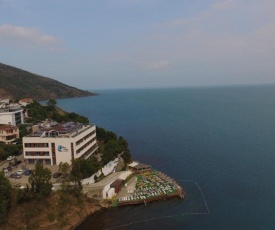 Vira Hotel