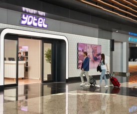 YOTEL Istanbul Airport, City Entrance