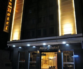 Avin Hotel