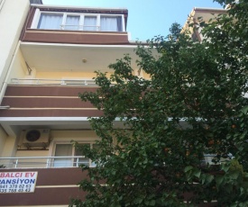 Balcı Apartment