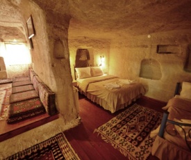 Cave seasons deluxe hotel