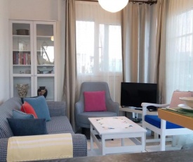 Central and Cozy Apartment near Sea and Trendy Spots in Bodrum