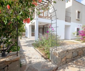 Central Home near Gumusluk Beach in Bodrum