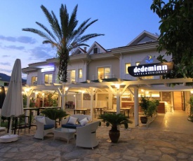 Dedeminn Marina Hotel