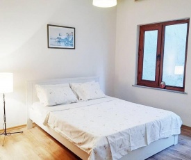 Fresh 4+1 Summer Nest/5 min away from Taksim square