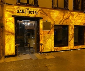 GANJ Hotel