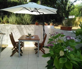 Garden flat in Prince islands, Heybeliada