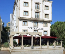 Golden Lake Hotel