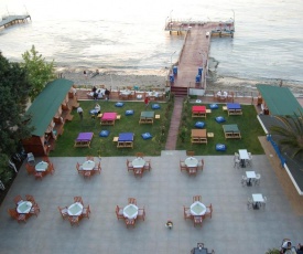 Grand Koru Hotel Beach