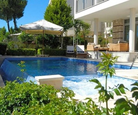 Islamlar Villa Sleeps 10 Pool Air Con WiFi