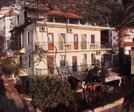 Kalkan Gül Pension