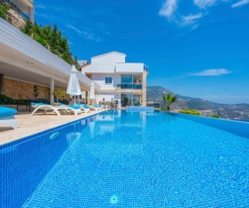 Kalkan Villa Sleeps 10 Pool Air Con WiFi