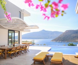 Kalkan Villa Sleeps 10 Pool Air Con WiFi