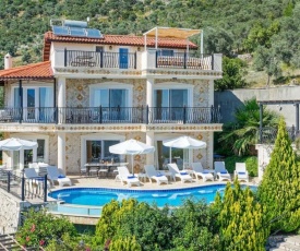 Kalkan Villa Sleeps 10 Pool Air Con WiFi T334501