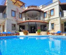 Kalkan Villa Sleeps 12 Pool Air Con