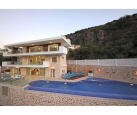 Kalkan Villa Sleeps 12 Pool Air Con WiFi