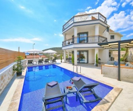 Kalkan Villa Sleeps 6 Pool