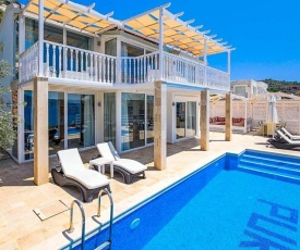 Kalkan Villa Sleeps 6 Pool Air Con WiFi