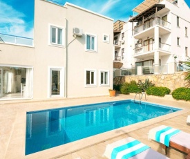 Kalkan Villa Sleeps 7 with Pool Air Con and WiFi