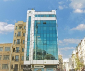 Kartal Palace Taksim Square FAMİLY HOTEL