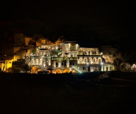 Lavender Cave Hotel