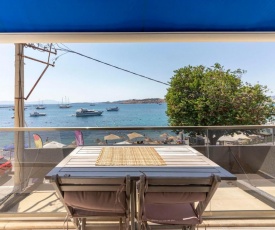 Luminous Seafront Apartment with Fascinating Sea View in the Heart of Bodrum