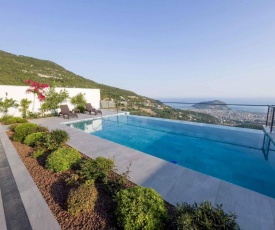 Luxury 5 Star Villa With Stunning Views, White Wings Villa 1002