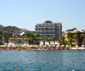 Maris Beach Hotel