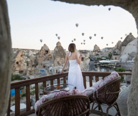 Mia Cappadocia Cave Hotel