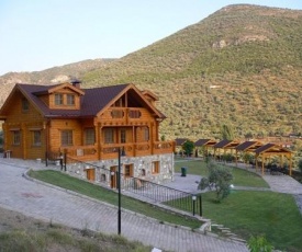 Natureland Efes Pension