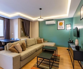 Nice Duplex Apartment Surrounded by Popular Attractions in Beyoglu