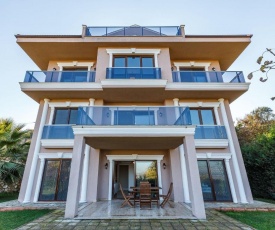 Peaceful Villa with Private Pool and Garden in Kartepe