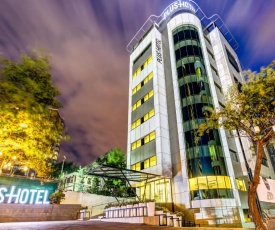 Plus Hotel Bostanci Atasehir