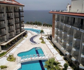 Ramada Hotel & Suites Kusadasi