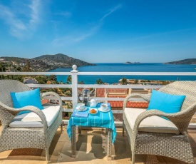 Saray Apartment, Old Town, Kalkan. (3 Bedrooms.)